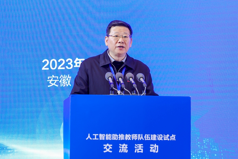 图片2 快手成人版
市管一级调研员赵琼飞代表发言.jpg